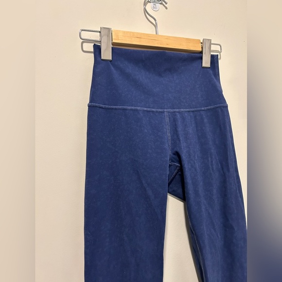 Lululemon Wunder Under Crop High-Rise *Spray 21" Indigo Spray Mineral Blue Sz 2 - Picture 6 of 7